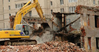 Демонтаж фасада в Лесосибирске: цены за м2 от 364 рублей | Сварной-Лсс
