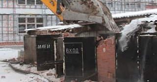 Снос гаража и вывоз мусора в Лесосибирске - Быстро и качественно от Сварной-Лсс от 2078 рублей
