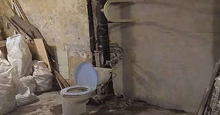 Демонтаж сантехкабины в панельном доме - цена от 1039 рублей | Сварной-Лсс